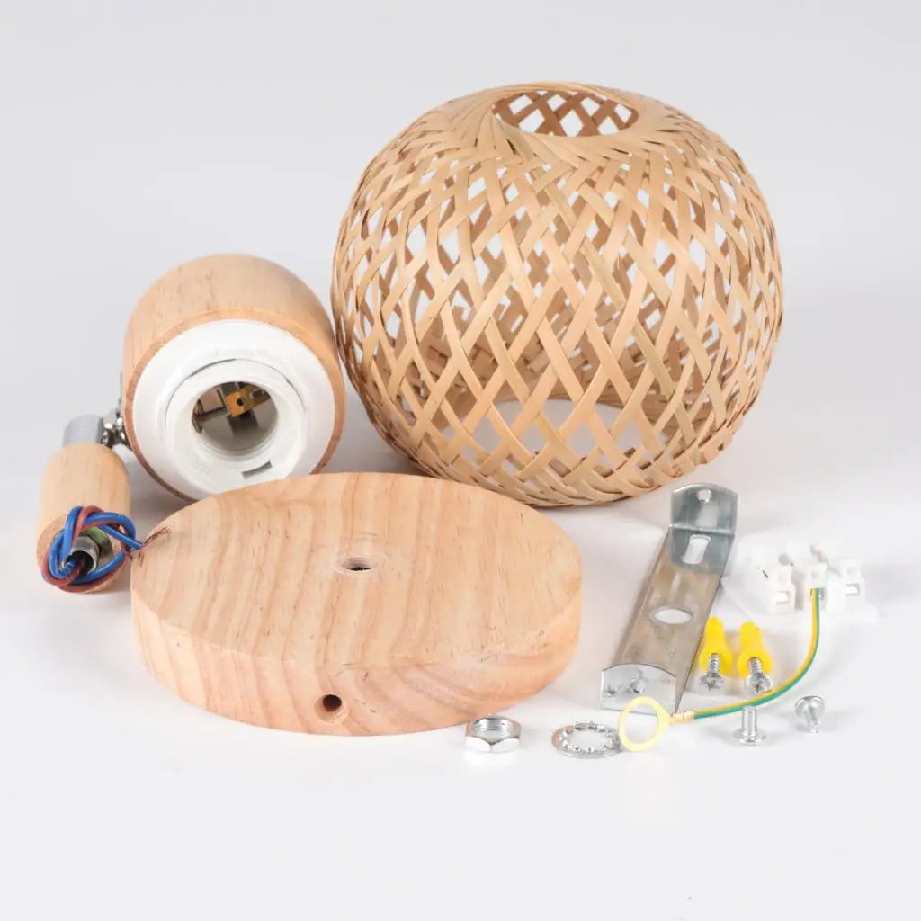 BambuZen Retro Japanese Bamboo Wall Lamp – Natural Rattan Mood Lighting