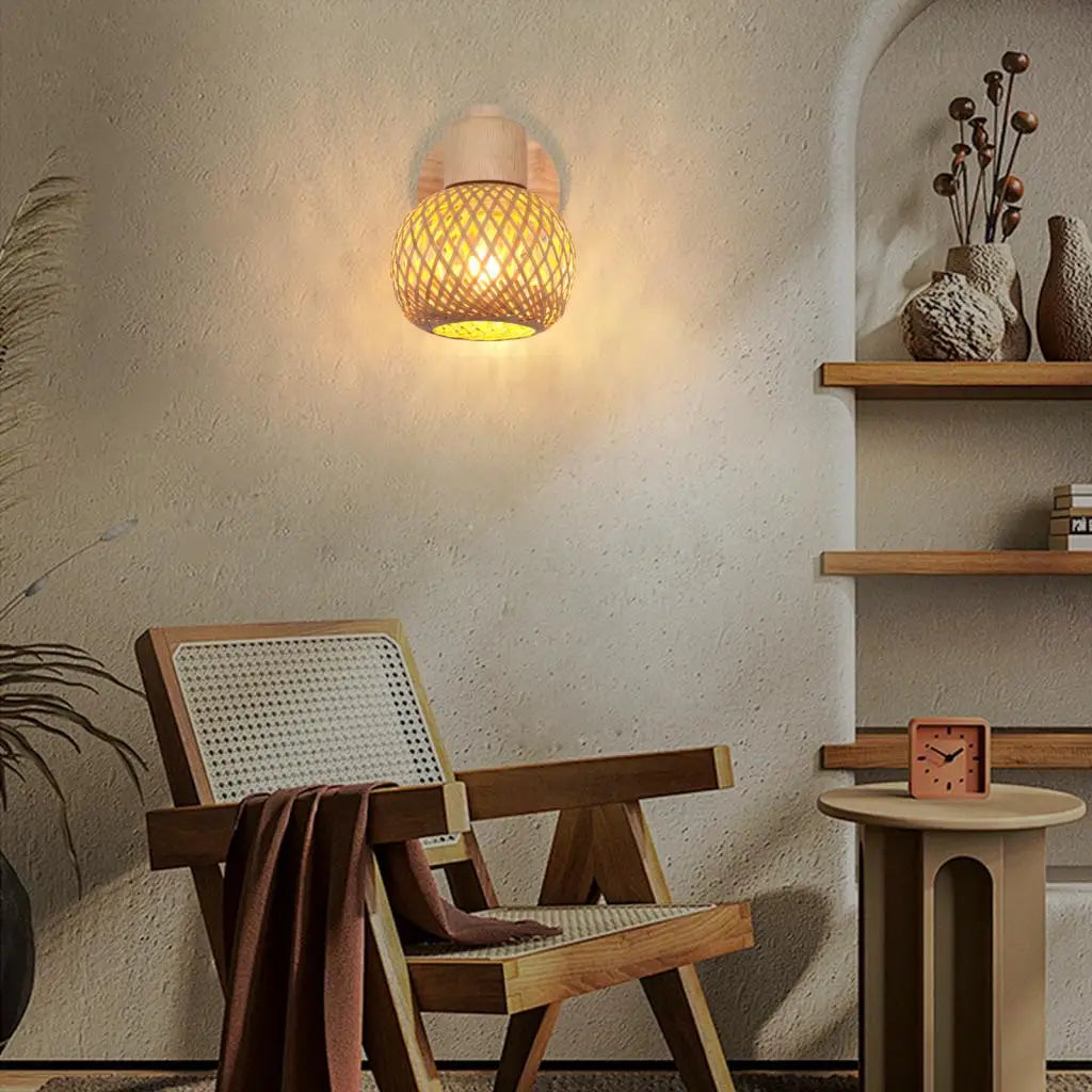 BambuZen Retro Japanese Bamboo Wall Lamp – Natural Rattan Mood Lighting