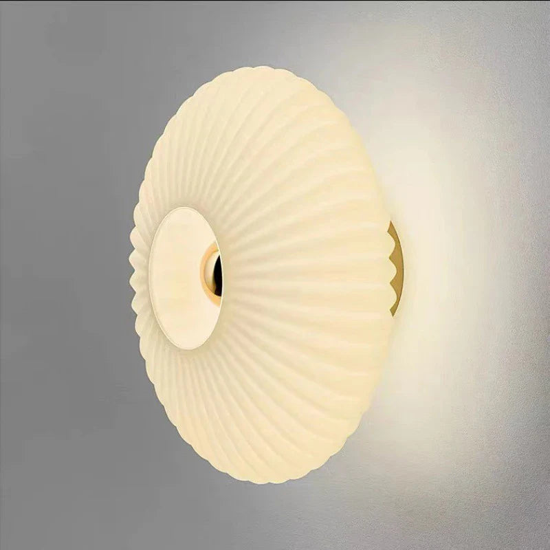 AuraGlas Bauhaus Wall Lamp