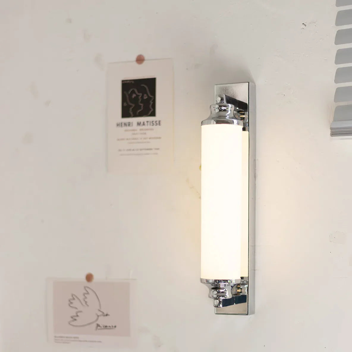 BauhausLinea Modern Wall Lamp