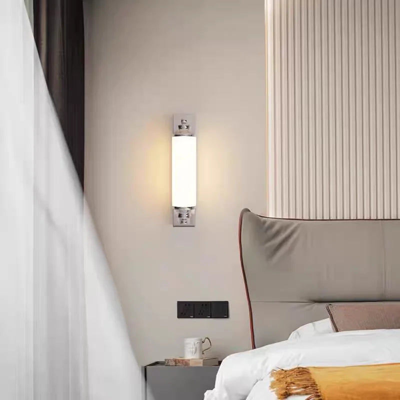BauhausLinea Modern Wall Lamp