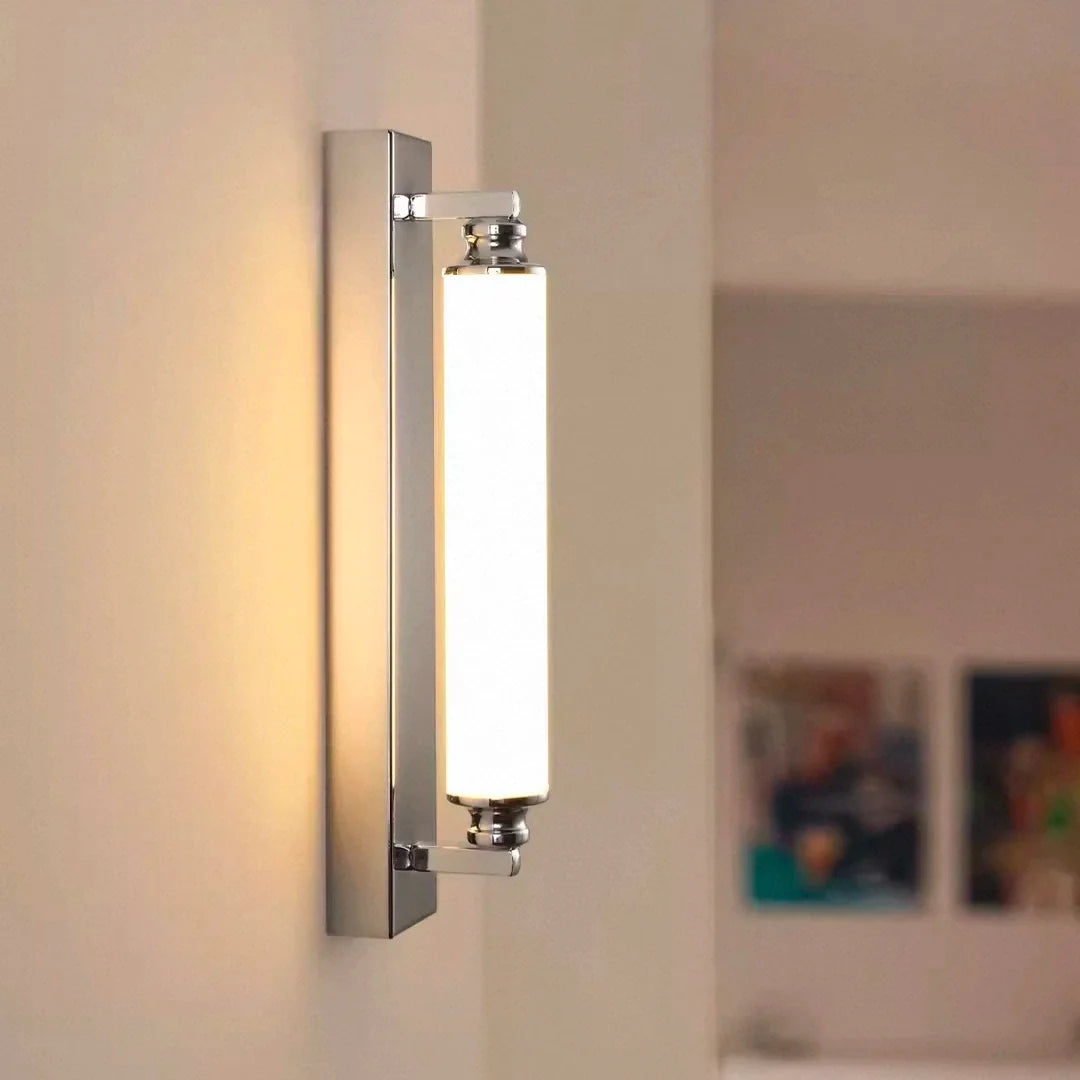 BauhausLinea Modern Wall Lamp