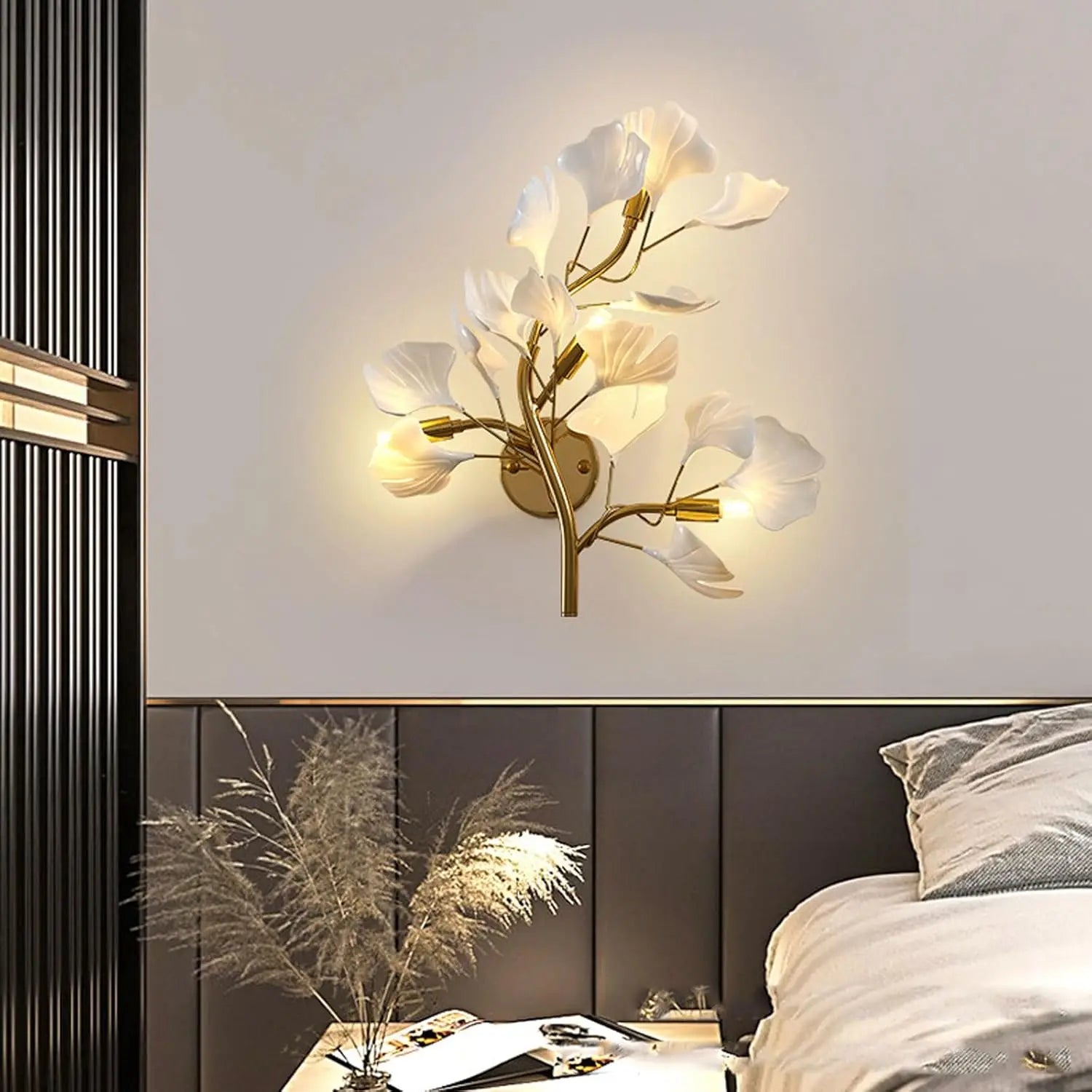 GinkgoLume Nordic Wall Lamp – Minimalist LED Bedside Lamp with Ginkgo Leaf Design